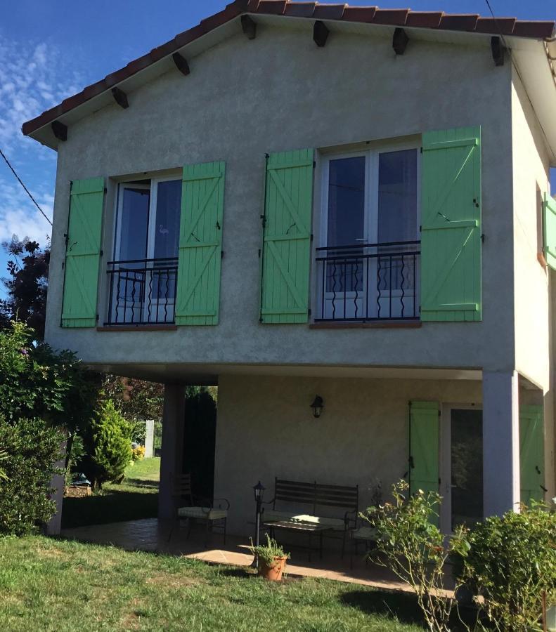 Dans Le Piemont Pyreneen Apartment Labarthe-Inard Exterior photo